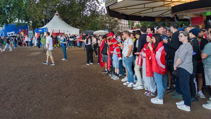 抗议FIFA！比利时不满巴洛贡禁赛暂缓，不应出战16强战，C罗曾获益｜江南体育下载官方网站（封面配图）